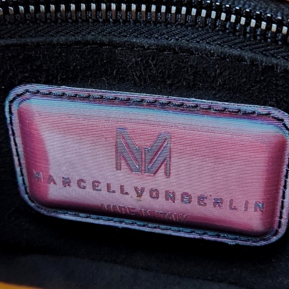 MARCELL VON BERLIN MAXI CROSSBODY BAG ORANGE CROC CROC EMBOSSED GLOSSY LEATHER - Picture 10 of 11